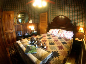 Отель Creekwalk Inn Bed and Breakfast with Cabins  Косби